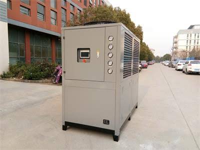 什么是低耗能冷水機？